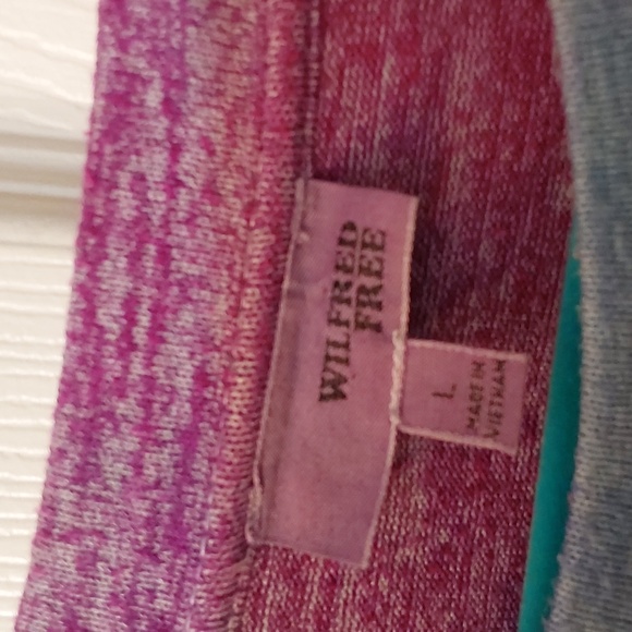 Wilfred free long sleeve sweater size Large - Picture 2 of 7